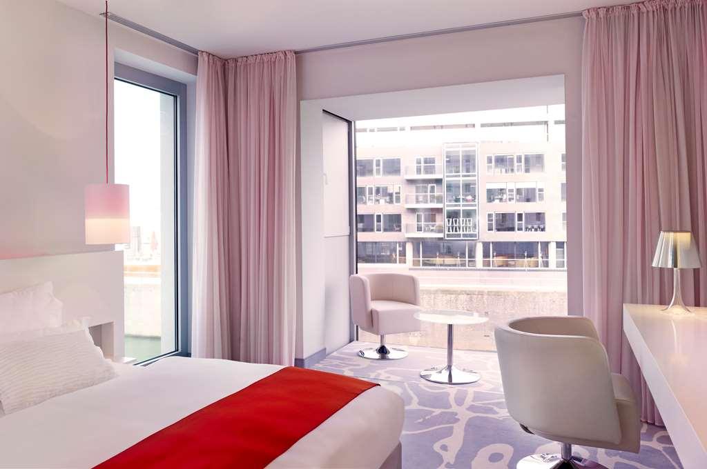 Art Otel Cologne, By Park Plaza Room photo