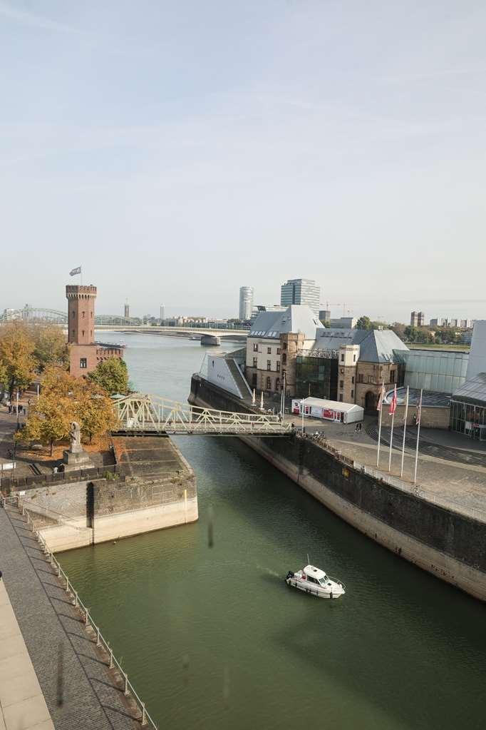 Art Otel Cologne, By Park Plaza Room photo