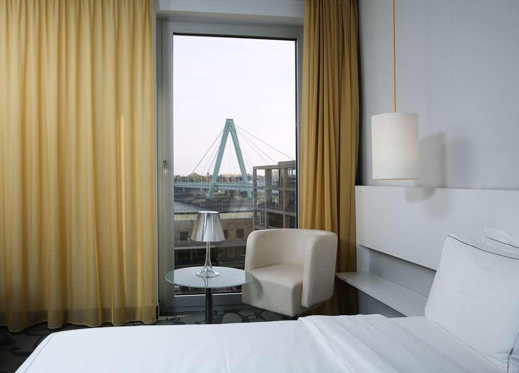 Art Otel Cologne, By Park Plaza Room photo